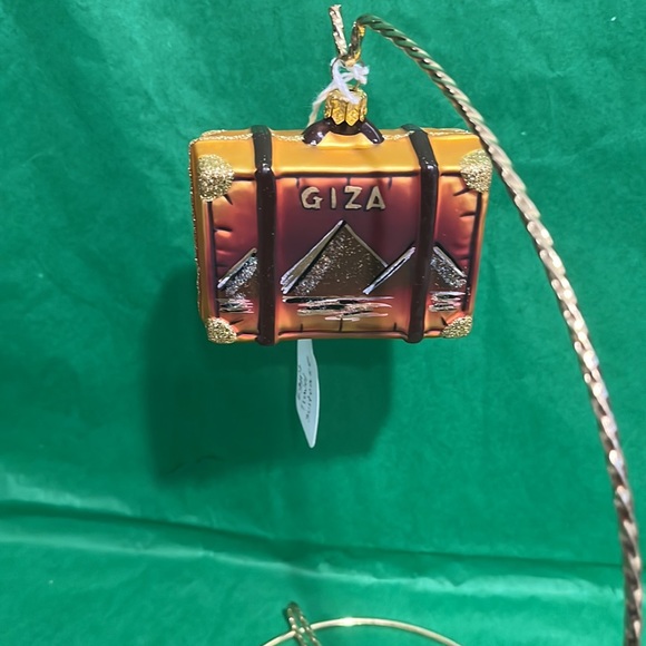 Handmade glass blown ornament - Picture 2 of 5